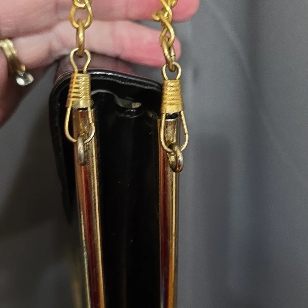 Cappagallo Elegant Black/Gold Chain Shoulder/Evening Bag Purse Patent Leather‎